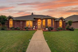 4210 Pointe Loma Drive, Rowlett, TX 75088