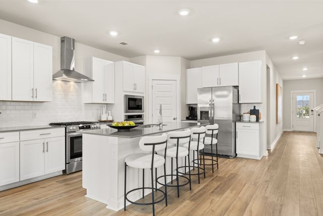 6352 N New Hope Road, Hermitage, TN 37076