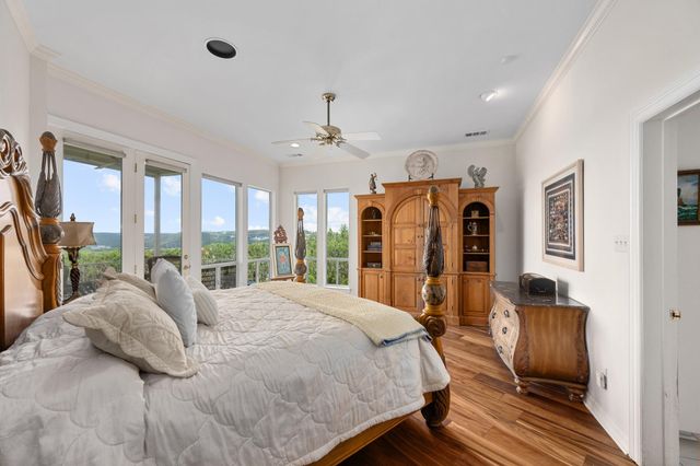 5806 Westslope CV, Austin, TX 78731