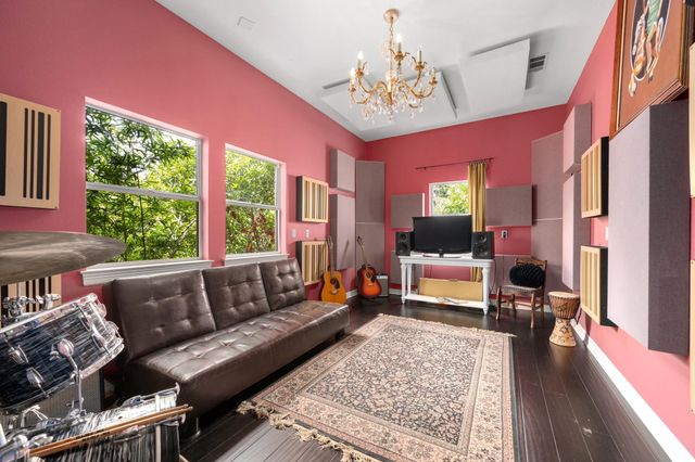 5806 Westslope CV, Austin, TX 78731