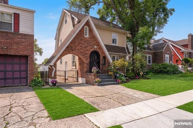 246 Belleview Terrace, Hillside, NJ 07205