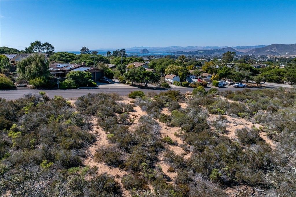 Image 5 of property listing at 2680 Cottontail Lane, Los Osos, CA 93402