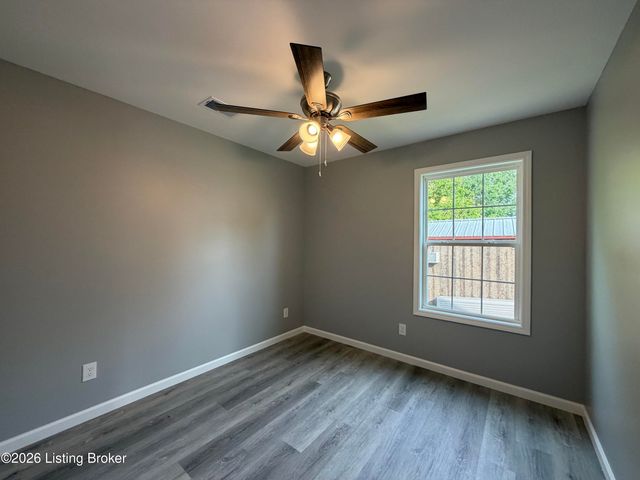 119 Quiet Springs Dr, Bardstown, KY 40004
