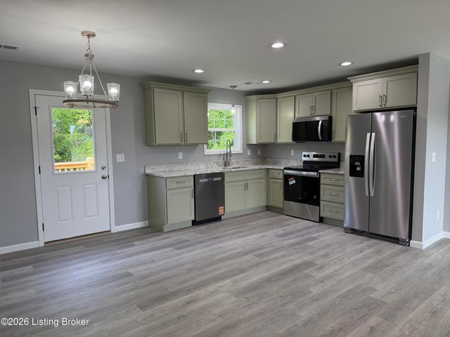119 Quiet Springs Dr, Bardstown, KY 40004