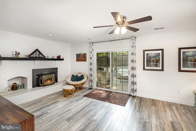 15425 BEACHVIEW DR, Dumfries, VA 22025
