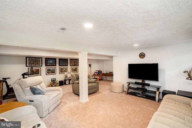 15425 BEACHVIEW DR, Dumfries, VA 22025