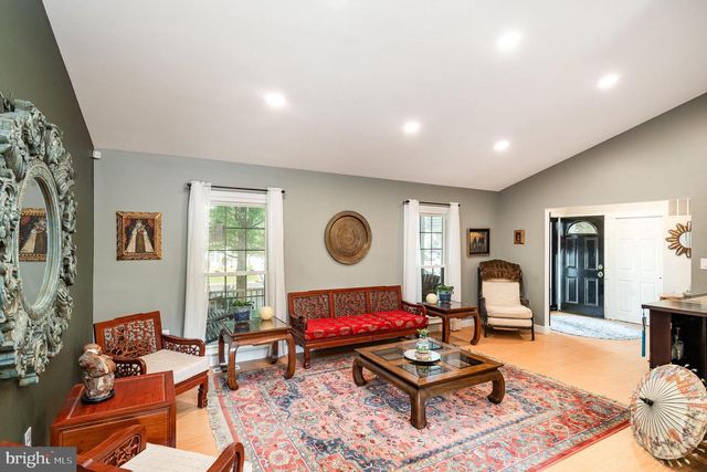 15425 BEACHVIEW DR, Dumfries, VA 22025