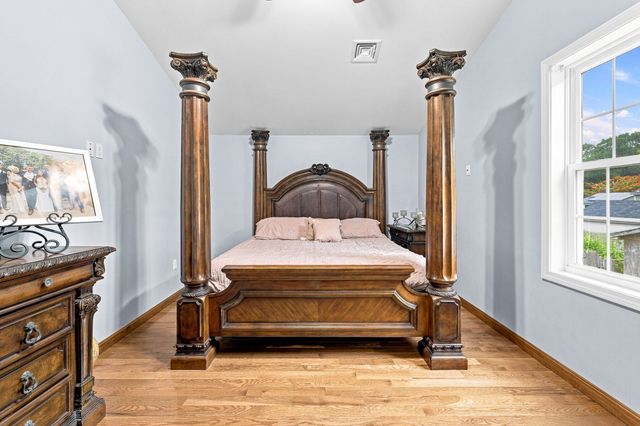 1298 Rebecca Rd, Dighton, MA 02764