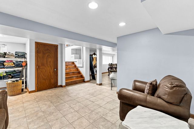 1298 Rebecca Rd, Dighton, MA 02764