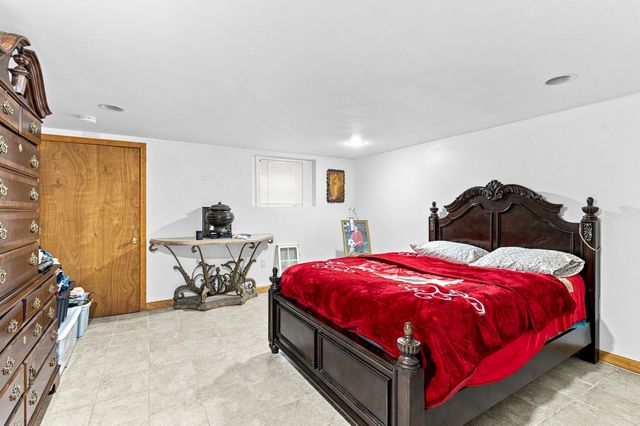 1298 Rebecca Rd, Dighton, MA 02764