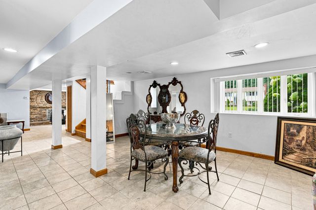 1298 Rebecca Rd, Dighton, MA 02764