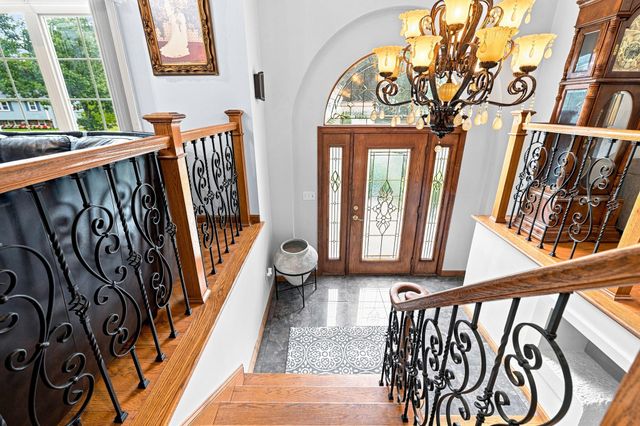 1298 Rebecca Rd, Dighton, MA 02764