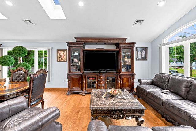 1298 Rebecca Rd, Dighton, MA 02764