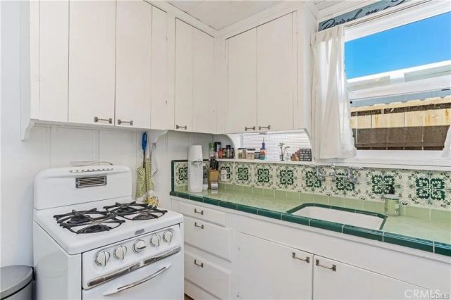 31711 Fairview Road, Laguna Beach, CA 92651