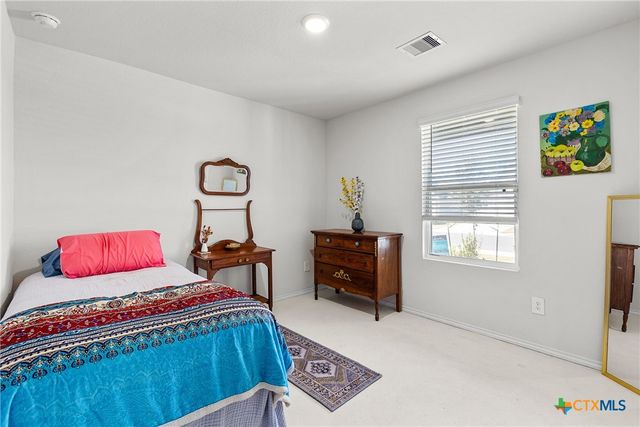 302 N Richland Drive, Lockhart, TX 78644