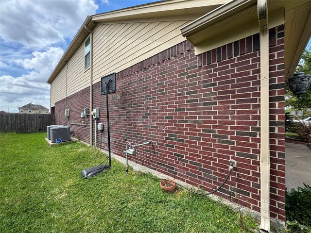 4610 Sedgewood Drive, Rosenberg, TX 77471