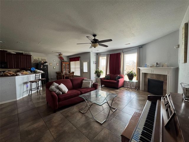 4610 Sedgewood Drive, Rosenberg, TX 77471