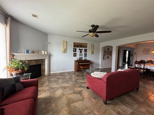 4610 Sedgewood Drive, Rosenberg, TX 77471