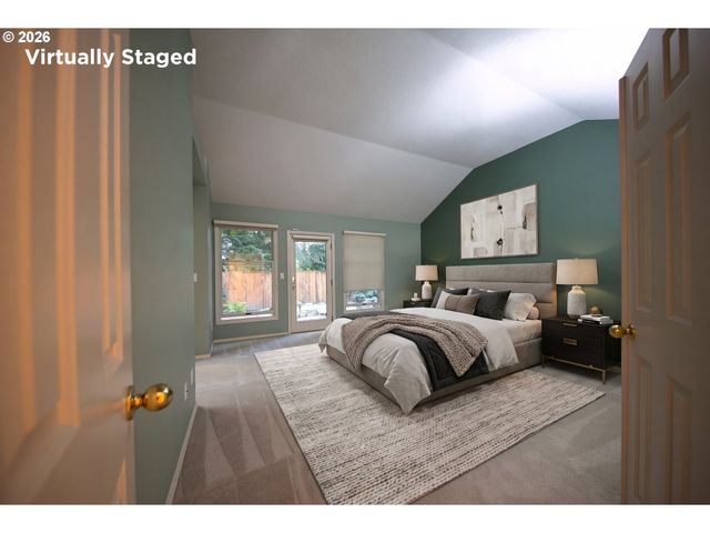 5698 CHARLES Cir, Lake Oswego, OR 97035