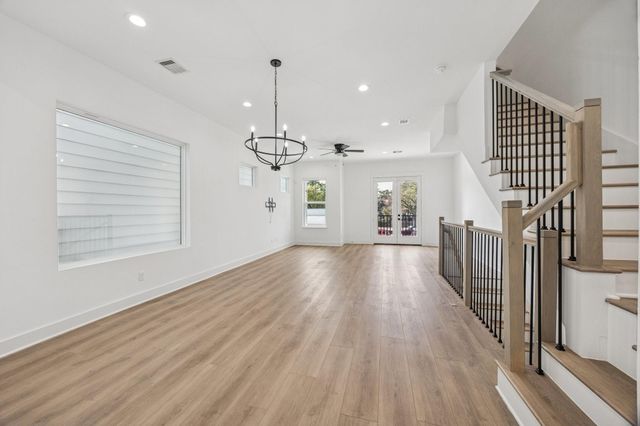 2826 Versailles Oak Lane, Houston, TX 77092