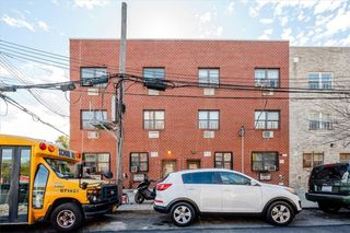 1694 Banyer Place, Bronx, NY 10473