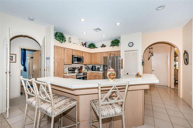 2700 JARVIS CIRCLE, Palm Harbor, FL 34683