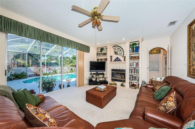 2700 JARVIS CIRCLE, Palm Harbor, FL 34683