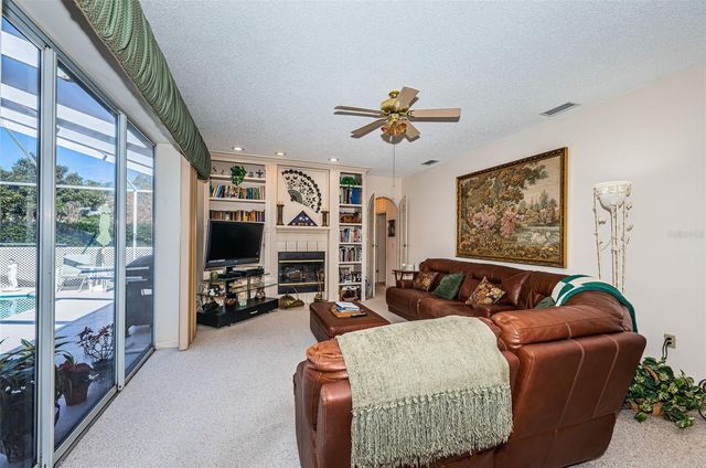 2700 JARVIS CIRCLE, Palm Harbor, FL 34683