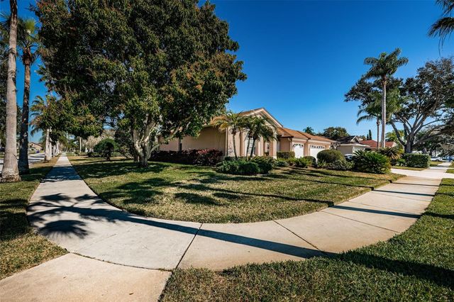 2700 JARVIS CIRCLE, Palm Harbor, FL 34683