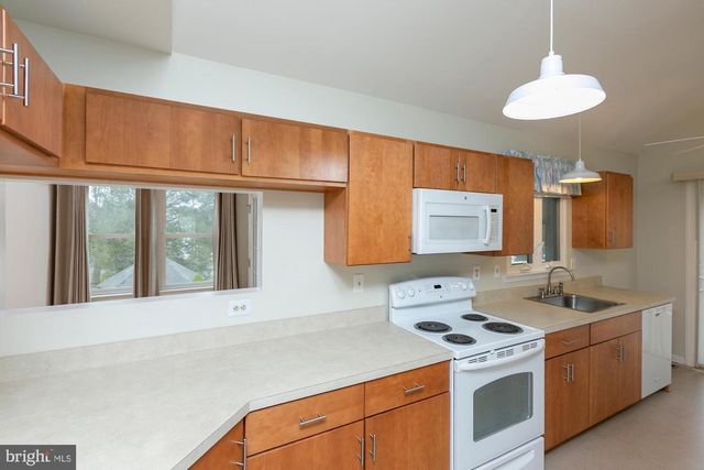 96 CHESTNUTWOOD WAY, Harpers Ferry, WV 25425