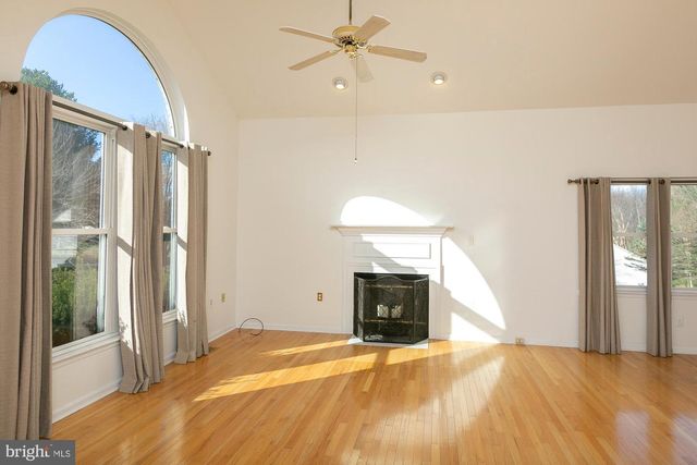 96 CHESTNUTWOOD WAY, Harpers Ferry, WV 25425