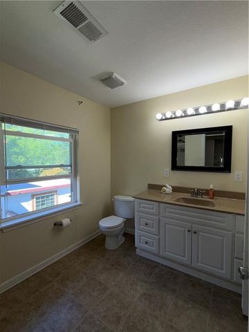 707 S Park Avenue, Independence, MO 64052