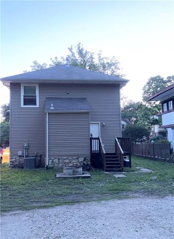 707 S Park Avenue, Independence, MO 64052