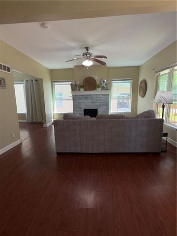 707 S Park Avenue, Independence, MO 64052