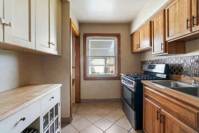 5129 S Menard Avenue, Chicago, IL 60638