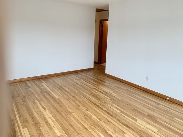 642 Beechmont Avenue, Bridgeport, CT 06606