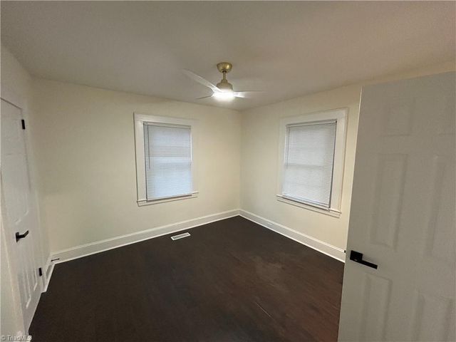 900 Gales Avenue, Winston-salem, NC 27103