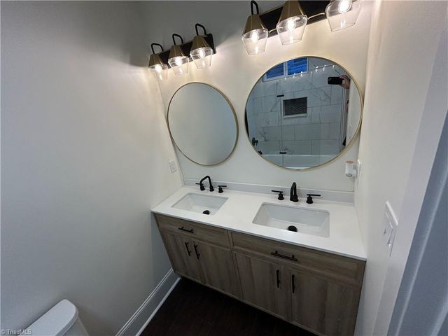 900 Gales Avenue, Winston-salem, NC 27103