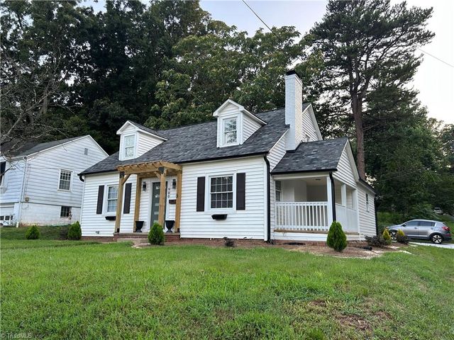 900 Gales Avenue, Winston-salem, NC 27103