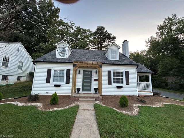 900 Gales Avenue, Winston-salem, NC 27103