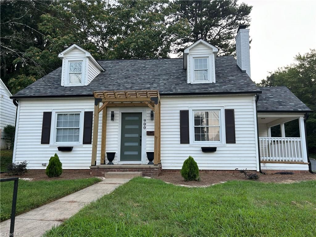 900 Gales Avenue, Winston-salem, NC 27103