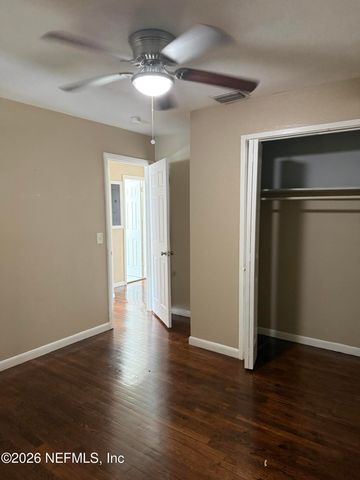 8515 MAPLE Street, Jacksonville, FL 32244