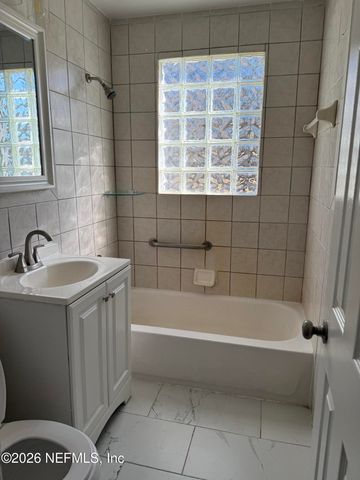 8515 MAPLE Street, Jacksonville, FL 32244