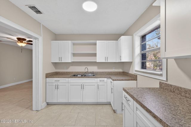 2922 W 11TH Street, Jacksonville, FL 32254