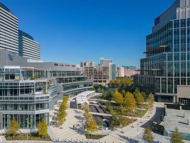 9716 Riddlewood Lane, Houston, TX 77025