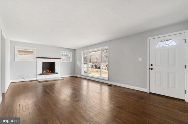 354 BERRY ST, Orange, VA 22960