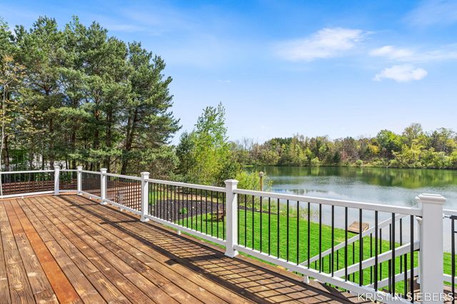 9760 Jade Drive, Allendale Twp, MI 49401