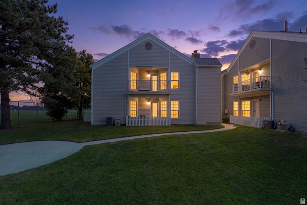 1444 W BEACON HILL CIR #174, Taylorsville, UT 84123 — exterior