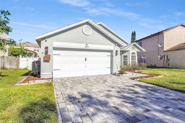 225 LANCER OAK DRIVE, Apopka, FL 32712
