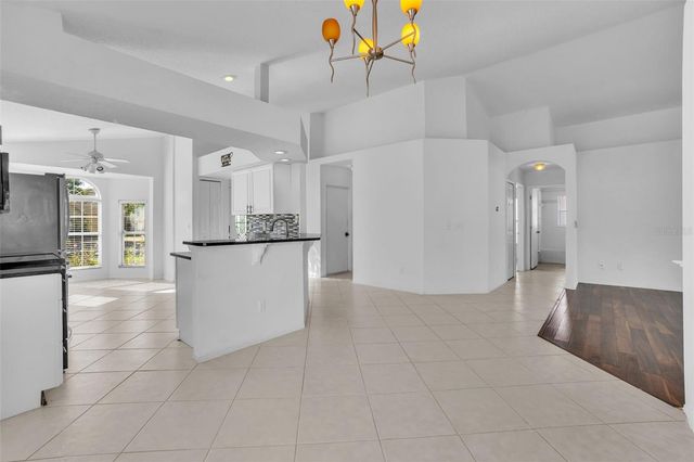 225 LANCER OAK DRIVE, Apopka, FL 32712